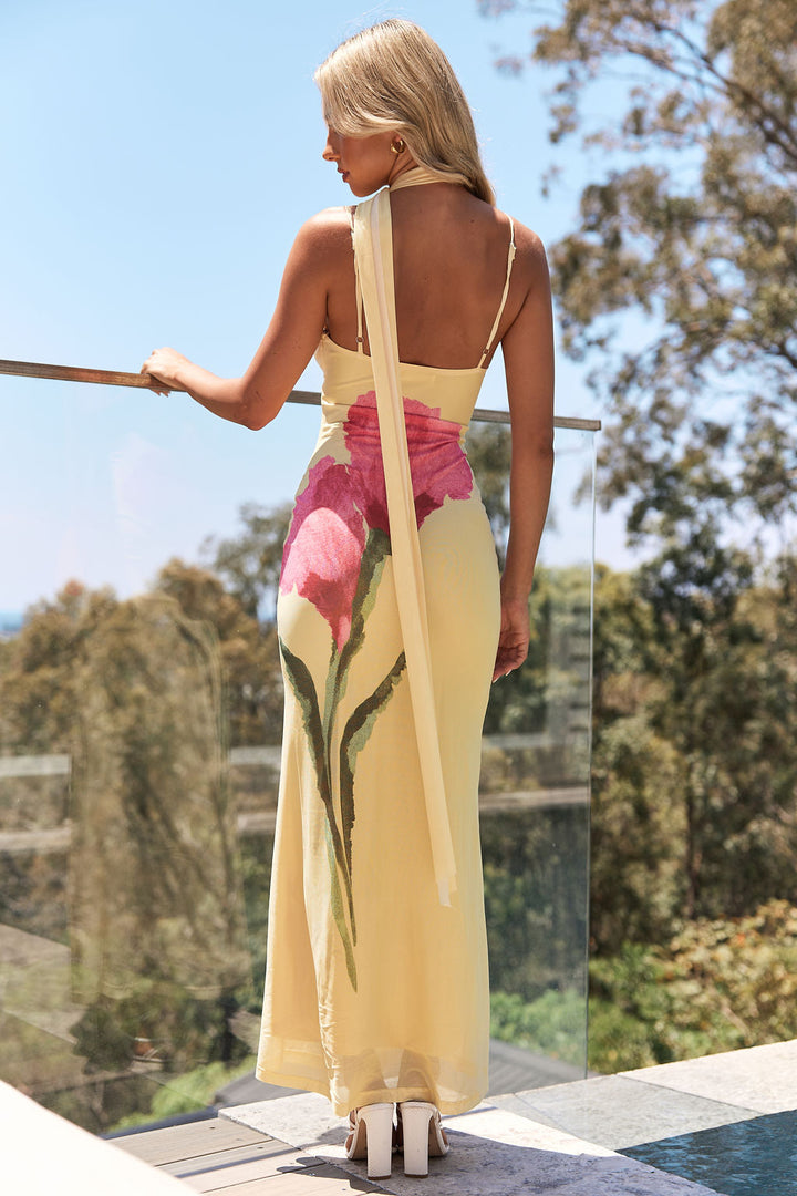 Lilah – Robe longue en maille jaune