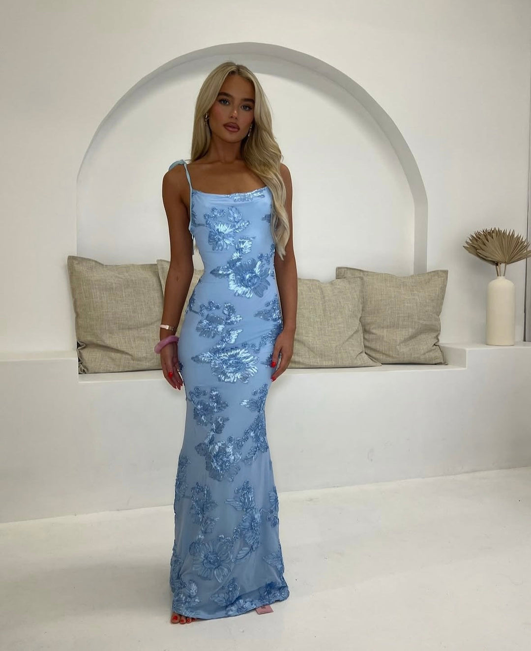 LILY - Floral Maxi-Kleid mit verstellbaren Trägern