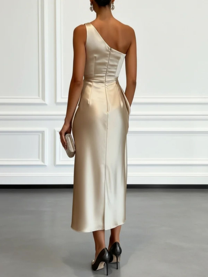 Caille - Champagner Satin Ein-Schulter Ärmelloses Rüschendes Midi-Kleid